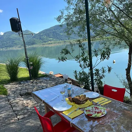 Case de vacanță Vikendica Vilcek *