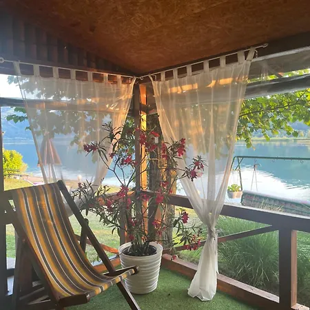 Vikendica Vilcek Case de vacanță *